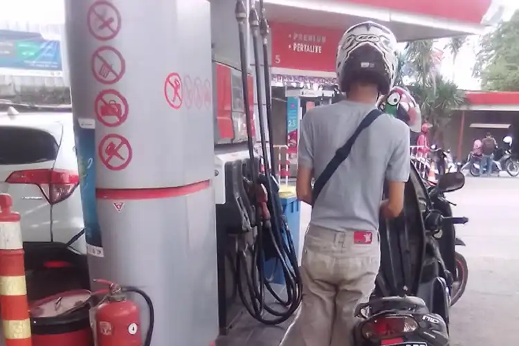 Bensin Pertamina Lagi-lagi Turun Harga, Pertamax Turbo Paling Murah Dibanding Jenis Bensin Shell atau Total