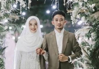 Hatinya Takluk Pada Selebgram Cantik yang Dikenalinya Lewat Tiktok, Ustaz Syam Ungkap Perasaan Deg-degan Lewati Pacaran Setelah Menikah dengan sang Istri