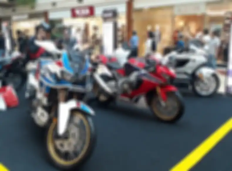 Honda CRF 1000L, CBR 1000RR dan Goldwing mejeng di Sobat Riders Adira Finance