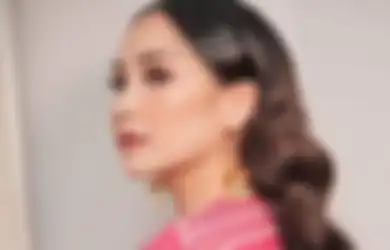 Nagita Slavina Dituding Operasi Plastik hingga Suntik Putih, Artis Ini Bongkar Penampilan Gigi di Masa Lalu hingga Singgung Soal Perubahan Wajah Istri Raffi Ahmad: Dulu Kan Pas Kecil...