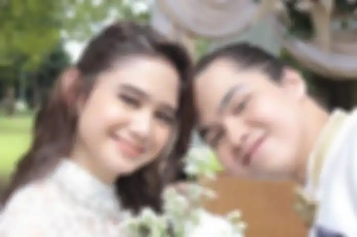 Tissa Biani dan Dul Jaelani di salah satu scene film 'Dear Imamku'.