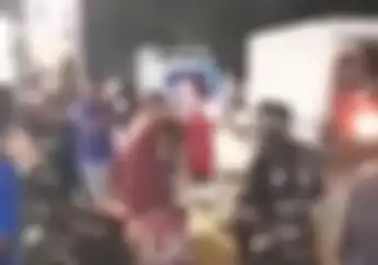 Warga Berhamburan Video Debt Collector Nekat Rampas Motor di Amurang, Korban Ketakutan