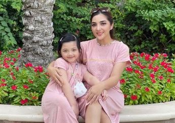 Mejeng Narsis Pakai Brand Bergengsi Asal Inggris, Intip Outfit Arsy Hermansyah dari Topi sampai Tas Ransel yang Totalnya Mencapai Rp 13 Juta!