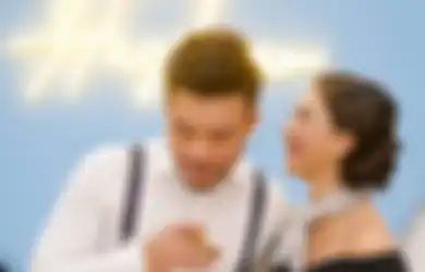 Nampak Serasi Berbalut Busana Nuansa Jadul, Jessica Mila Pamer Potretnya Bareng Putra Pengacara Otto Hasibuan, Pacaran?