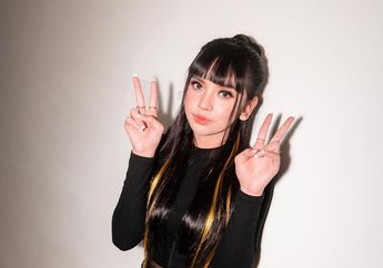 Lyodra Ginting Jadi Wakil Indonesia, Tampil Shinning Shimmering Splendid di Red Carpet Asia Artist Awards 2022