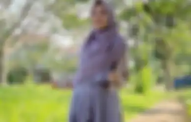 Intip 5 Gaya Santun Nabilah Ayu eks JKT48 Kenakan Dress Hijab Modis!
