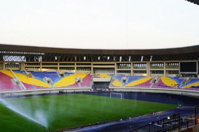 Stadion Manahan Solo.