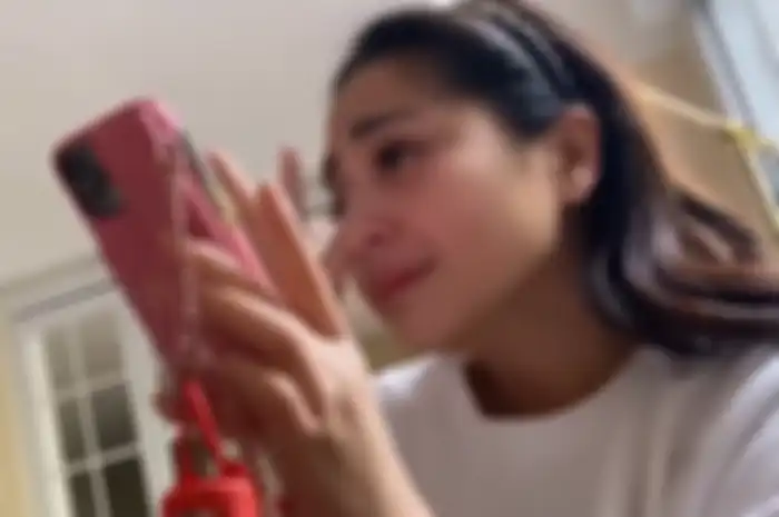 Nagita Slavina nangis