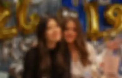 Kayak Kembar, Begini Gaya Kasual Kompak ala Marsha Aruan dan Adik, Michelle Aruan!