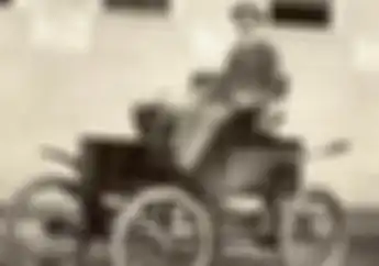 Nambah Ilmu! Ini Orang Pertama yang Kena Tilang, Uang Dendanya Bikin Kaget