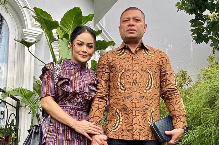 Krisdayanti dan Raul Lemos