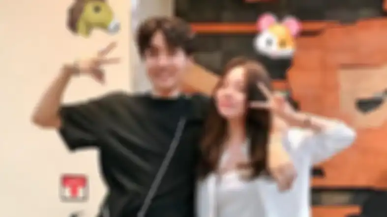 J-Hope dan kakaknya Jiwoo