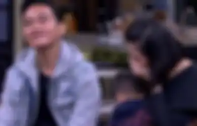 Setali Tiga Uang Dengan Ibu Negara, Selvi Ananda Selalu Menutup Mulut Saat Tertawa, Gaya Tersebut Ungkap Karakter Asli Menantu Jokowi
