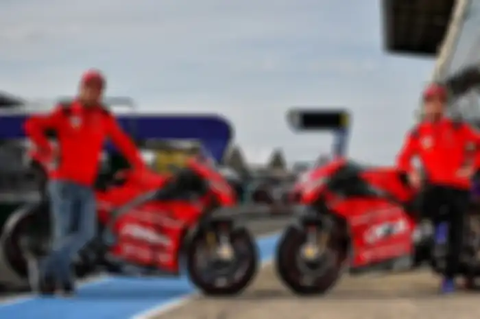 Logo Mission Winnow diganti logo nama panggilan pembalap tim Ducati MotoGP, Petrux untuk Danilo Petrucci dan Dovi untuk Andrea Dovizioso di MotoGP Prancis 2019