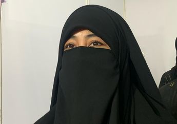 Bulan Puasa Sibuk Dakwah, Umi Pipik Tetap Lanjutkan Tradisi Ramadan Almarhum Uje