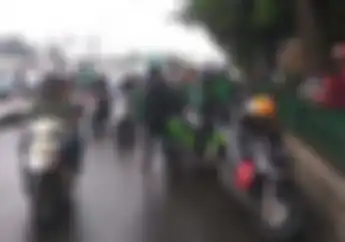 Siap-siap.. Ojol yang Ngetem Bakal Diangkut Dishub, Dendanya Lumayan!