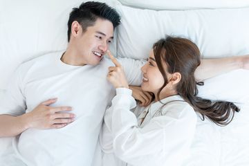 Inspirasi Gaya Berhubungan Intim untuk Pengantin Baru, Bisa Bikin Ketagihan!