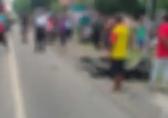 Diduga Tak Terima Disalip, Pemotor Honda PCX Tendang Dosen UI Hingga Terkapar