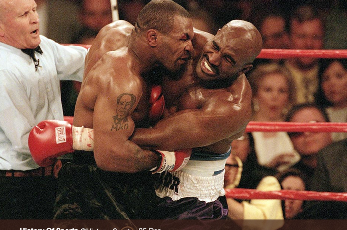 Pertarungan Mike Tyson vs Evander Holyfield yang legendaris