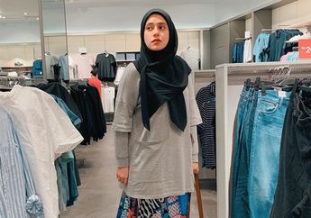 Lupakan Kasus Ikan Asin, Fairuz A Rafiq Tampil Beda dengan Turban Saat Pemotretan Bareng Jessica Iskandar