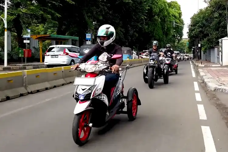 Kompak, Video Ngobrol Seru Bareng Komunitas Motor Difabel, Sering Sunmori Keliling Kota