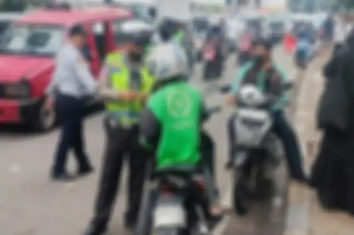 (ILUSTRASI) Polisi berhasil menindak 973 motor lawan arah di DKI Jakarta selama 9 hari.