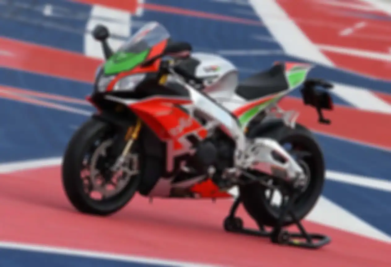 Aprilia RSV4