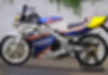 Bikin Ngiler! Modifikasi Motor Honda NSR150 SP Rothmans Ini Mirip Punya Andy Lau