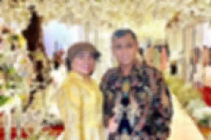 Haji Faisal dan istri