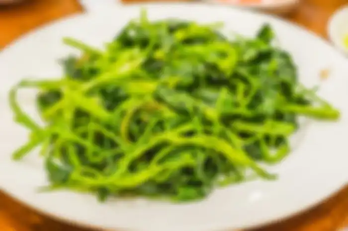 Ilustrasi tumis kangkung