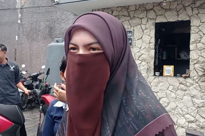  Wardatina Mawa ditemui di kawasan Bogor, Jawa Barat, Selasa (3/3/2026) | Akui lelah, Mawa berharap konflik dengan Insanul segera berakhir