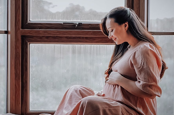 Asmirandah saat mengandung anak pertama.