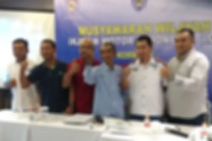 Ki-ka.   'Otong' Mulyono,  'Joey' Sigit, Agus Mulyana, Roes Bangin, Hendi Oo dan Bakti Anugrah