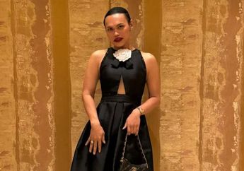 Wanda Hara Dilaporkan ke Bareskrim Mabes Polri Buntut Pakai Cadar dan Duduk di Shaf Wanita saat Hadiri Kajian Ustaz Hanan Attaki