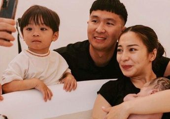 Nikita Willy Lahiran Anak Kedua Pakai Metode Water Birth, Akui Tak Ada Jahitan dan Robekan, Keren!
