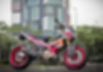 Demam Pasang Kaki-kaki Gambot, Modifikasi Suzuki Satria F Sukses Tampil Garang Ala Moge