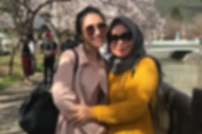 Ayu Ting Ting dan Umi Kalsum