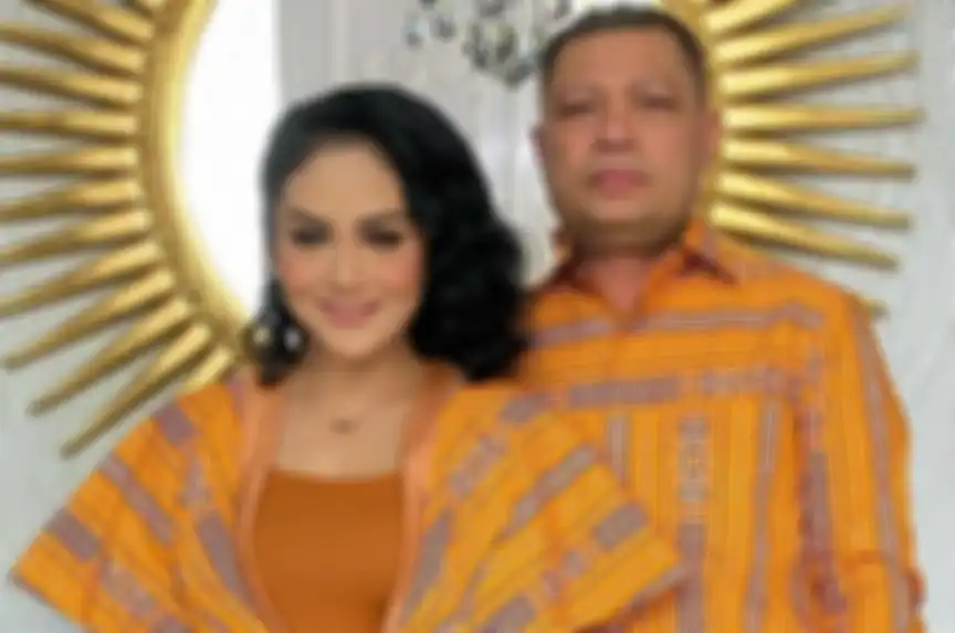 Krisdayanti dan Raul Lemos