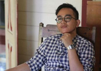 Dan Terjadi Lagi, Gibran Rakabuming Dicium Pipinya oleh Bapak-bapak Berkumis di Boyolali, Auto Viral: Karismanya Menarik Bapak-bapak