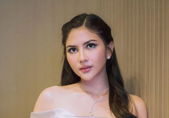 Jessica Mila Resmi Jadi Boru Damanik, Penampilannya Dalam Acara Adat Batak Banjir Pujian!