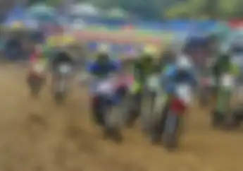 Adi Ceto & Aris Garayam Raih Juara Umum Grasstrack Tasikmalaya 