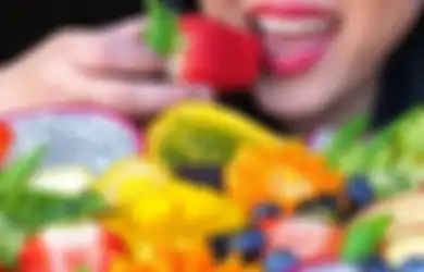 Duh, Sia-sia! 5 Kesalahan Saat Makan Buah Ini Bikin Nutrisinya Hilang