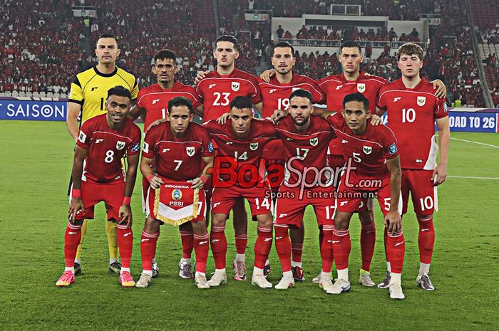Timnas Indonesia sedang foto bersama di Stadion Utama Gelora Bung Karno, Senayan, Jakarta, Kamis (5/6/2025).
