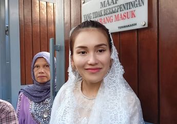 Ayu Ting Ting Kurban 3 Sapi dengan Bobot Hampir 1 Ton
