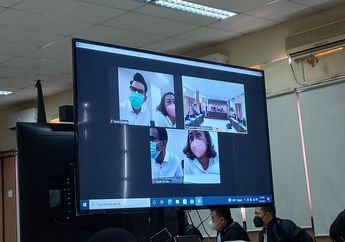 Tersandung Kasus Dugaan Pelanggaran ITE, Adam Deni Batal Hadiri Sidang Secara Tatap Muka, sang&nbsp;Ibunda Ungkap Kekecewaan Gegara Hal Ini: Saya Sebenarnya...