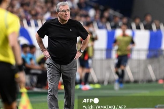 Pelatih timnas China, Branko Ivankovic, berada dalam tekanan setelah menelan tiga kekalahan beruntun di Kualifikasi Piala Dunia 2026. Selasa (15/10/2024), China akan menjamu timnas Indonesia.