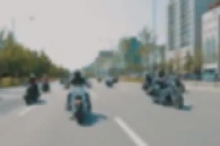 Ilustrasi konvoi Harley-Davidson