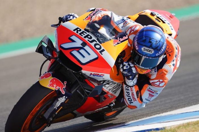 Pembalap Repsol Honda, Alex Marquez saat tampil pada sesi latihan bebas MotoGP Andalusia di Sirkuit Jerez, Spanyol, 24 Juli 2020.