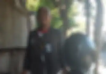 Bikin Terharu, Pernah Dibayar Rp 5 Ribu, Tukang Tambal Ban Online Ini Punya Niat Mulia