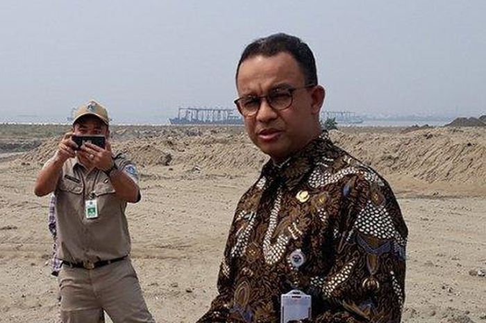 Gubernur DKI Jakarta Anies Baswedan saat berada di Pulau Reklamasi DKI Jakarta.